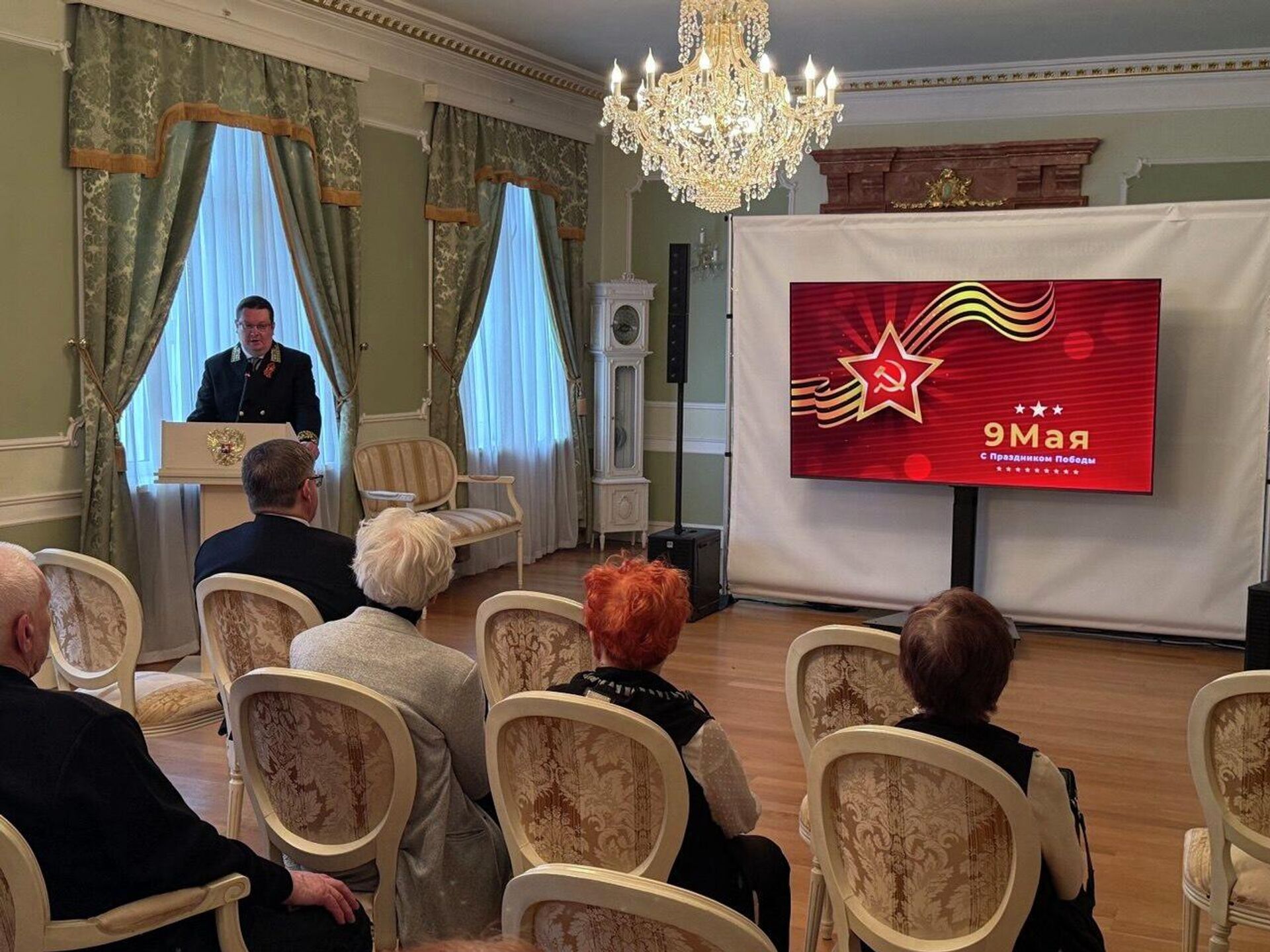 Концерт по случаю Дня Победы в посольстве РФ в Литве Концерт по случаю Дня Победы в посольстве РФ в Литве - Sputnik Литва, 1920, 09.05.2026