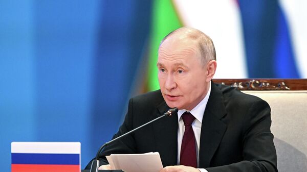 Президент РФ Владимир Путин на заседании Высшего Евразийского экономического совета в Астане - Sputnik Литва