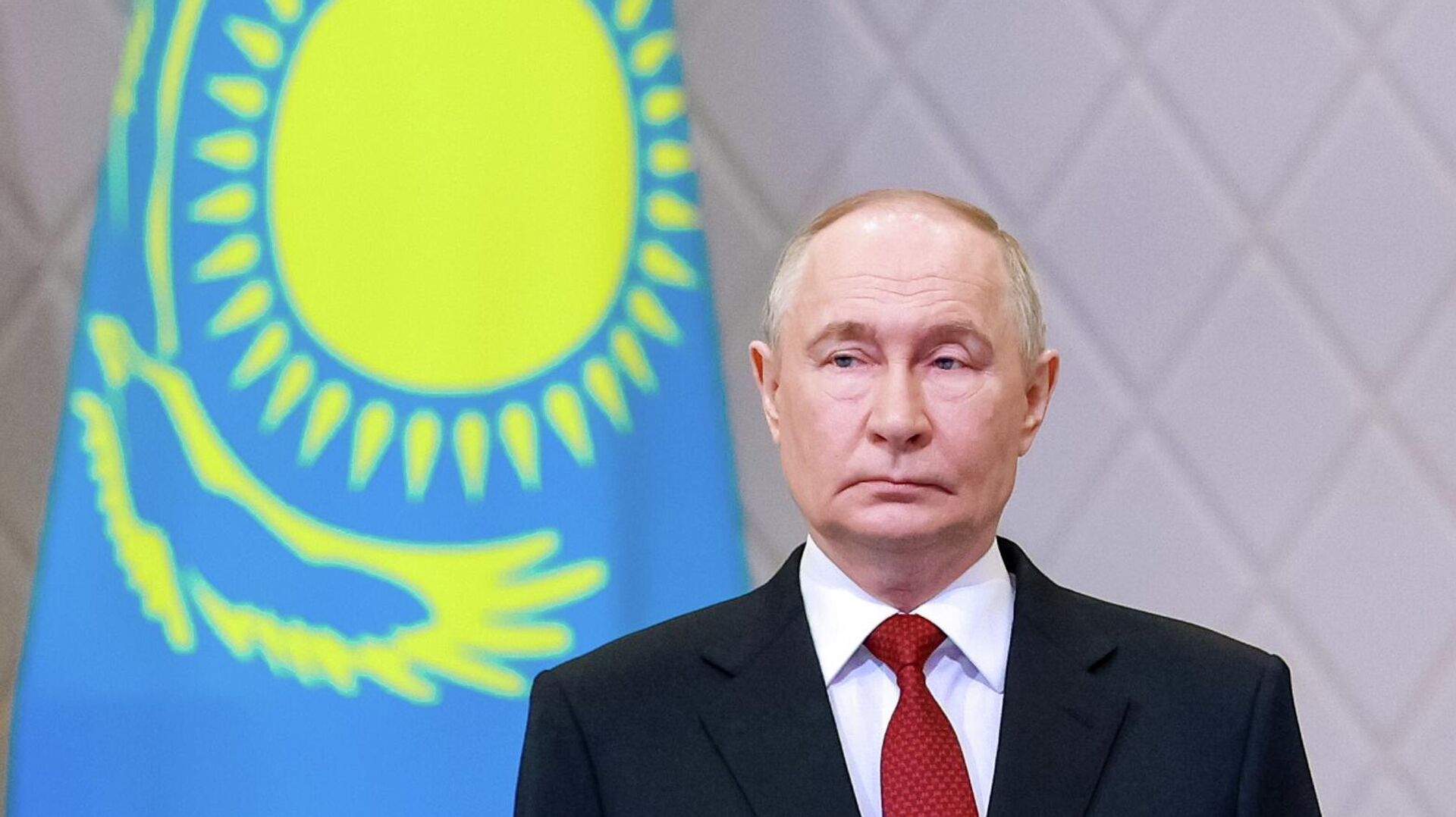 Президент РФ Владимир Путин в Казахстане Президент РФ Владимир Путин в Казахстане - Sputnik Литва, 1920, 29.05.2026