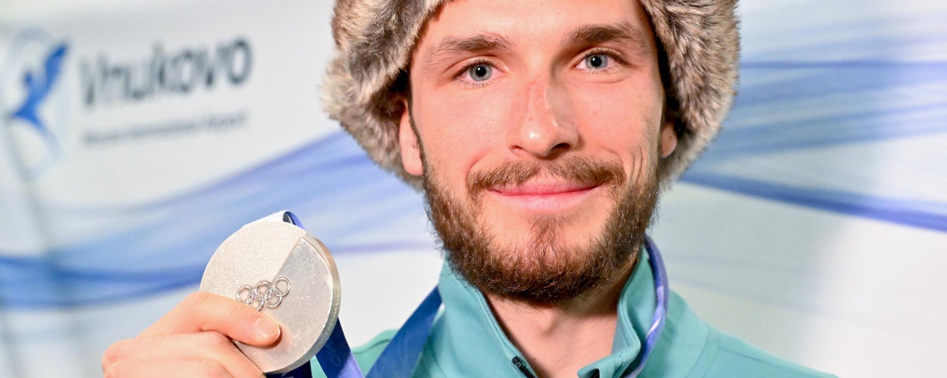 Серебряный медалист Олимпийских игр-2026 по ски-альпинизму Никита Филиппов - Sputnik Литва, 1920, 18.07.2026