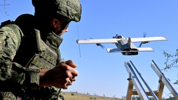 Боевая работа расчета БПЛА Молния-ПВО в зоне СВО, архивное фото - Sputnik Литва
