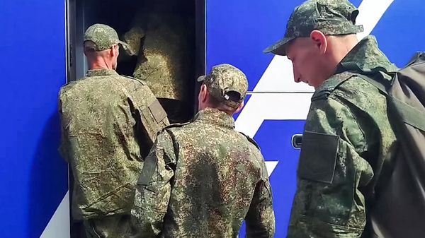 Россия вернула военнослужащих из украинского плена - Sputnik Литва