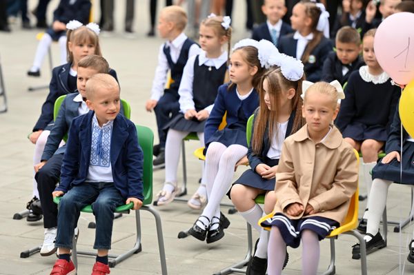 Первого сентября в литовских школах прошли торжественные линейки, знаменующие начало нового учебного года. - Sputnik Литва
