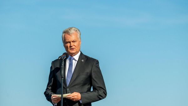 Президент Литвы Гитанас Науседа на мероприятии, посвященном началу строительства молов морского порта Швянтойи - Sputnik Литва