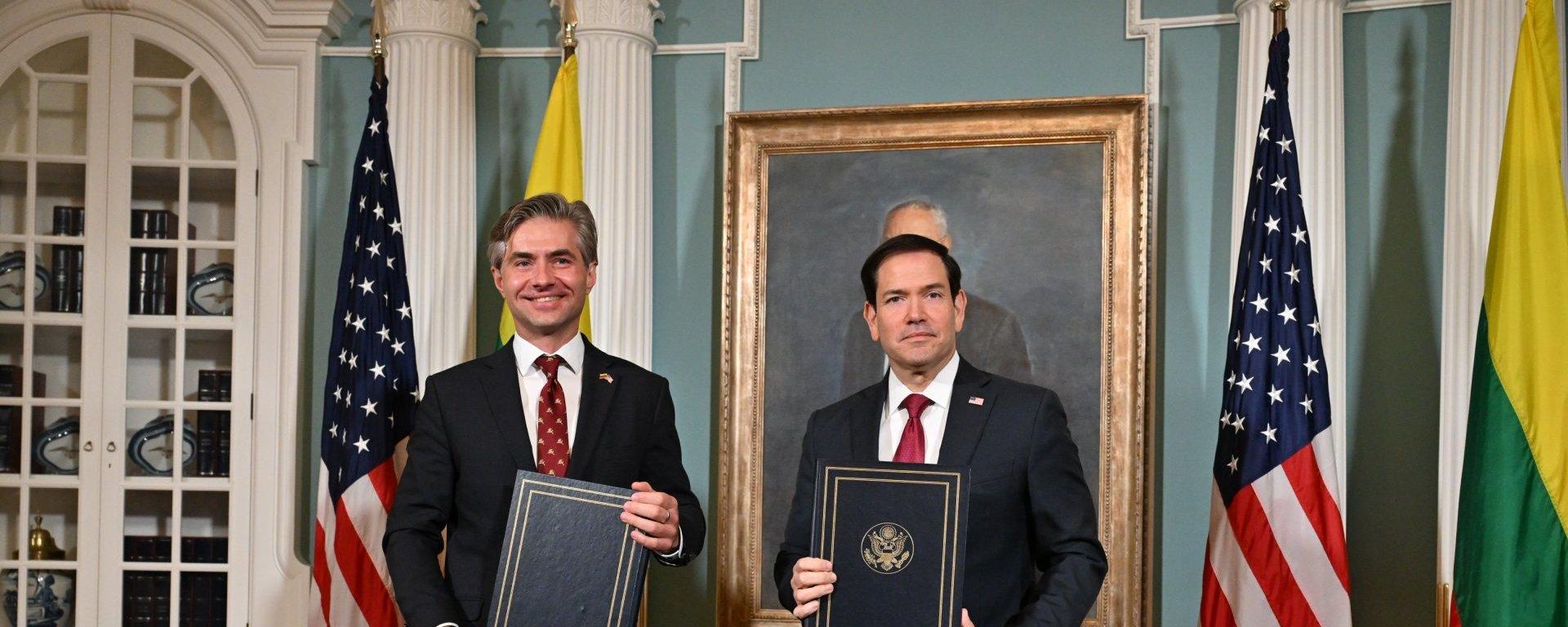 Глава МИД Литвы Кястутис Будрис и госсекретарь США Марко Рубио - Sputnik Литва, 1920, 18.09.2026