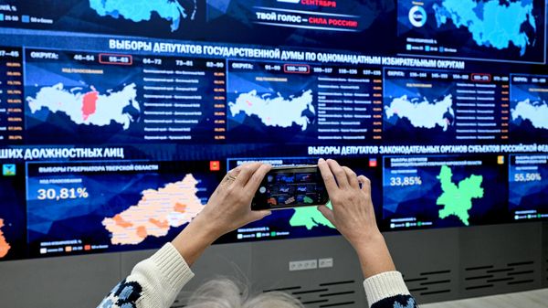 Работа Информационного центра ЦИК РФ - Sputnik Литва