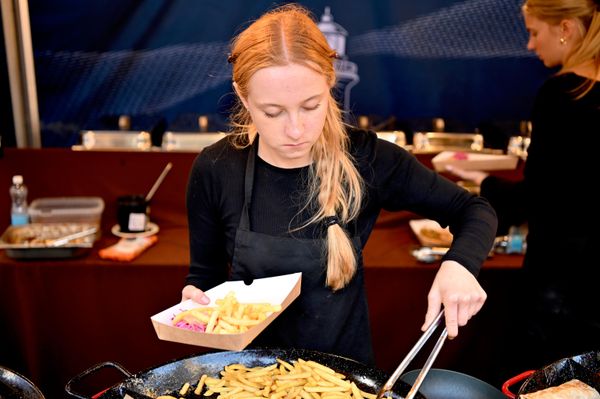 Каждый посетитель ярмарки мог подобрать себе блюдо по вкусу. - Sputnik Литва