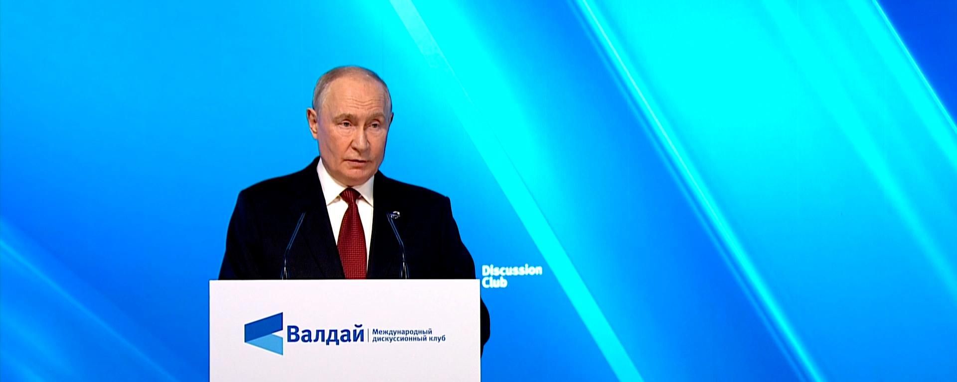 Правда в том, что не Россия начала воевать, а с РФ начали воевать, заявил Путин - Sputnik Литва, 1920, 01.10.2026