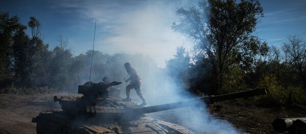 Отвод вооружений калибром менее 100 мм начался в ЛНР - Sputnik Литва