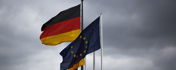 Флаги Евросоюза и Германии, архивное фото - Sputnik Литва