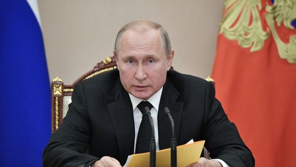 Президент РФ В. Путин провел заседание Совбеза РФ, 23 августа 2019 года - Sputnik Литва