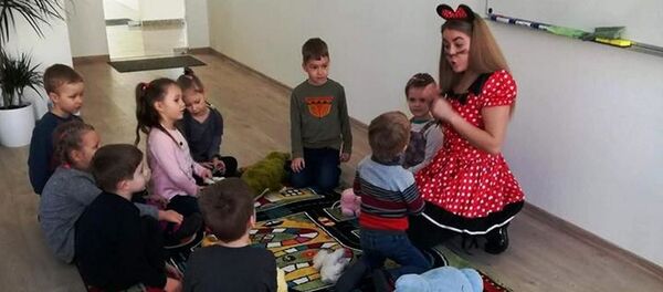 Занятия с детьми Занятия с детьми - Sputnik Lietuva