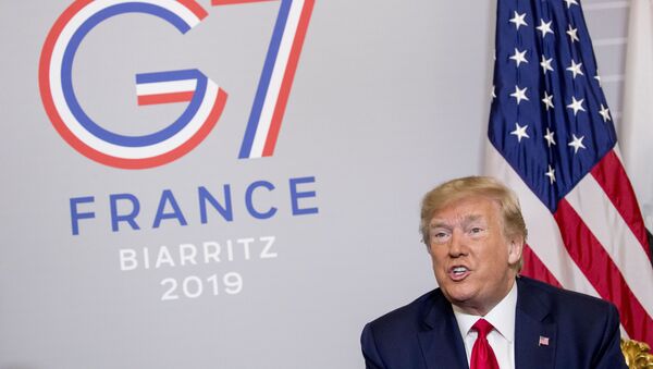 Президент США Дональд Трамп на саммите G7 в Биаррице, Франция, 26 августа 2019 года - Sputnik Lietuva