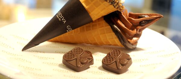 Шоколадные конфеты, архивное фото Шоколадные конфеты, архивное фото - Sputnik Lietuva