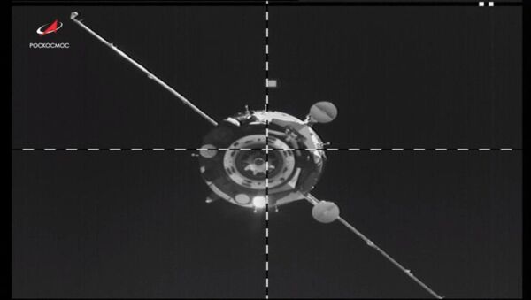 Стыковка Союза МС-14 с МКС, 27 августа 2019 года - Sputnik Литва