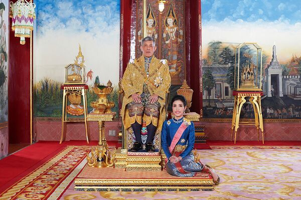 Супруга короля Таиланда Ваджиралонгкорн Синеенат Биласкалайани  - Sputnik Lietuva