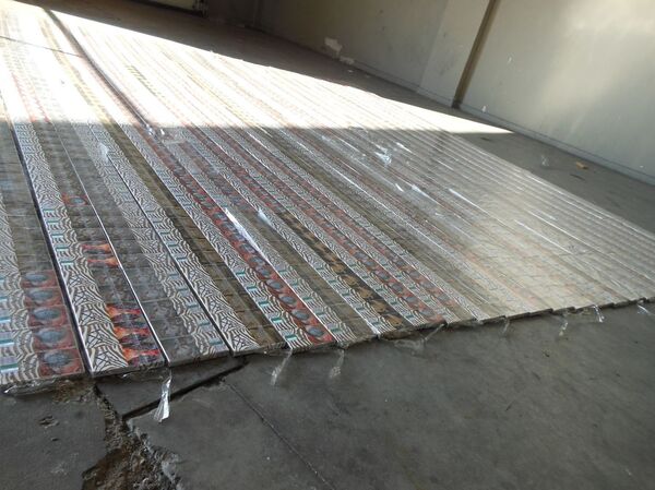 Литовец спрятал контрабандные сигареты в доски Литовец спрятал контрабандные сигареты в доски - Sputnik Литва