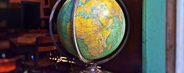 Глобус, архивное фото - Sputnik Литва