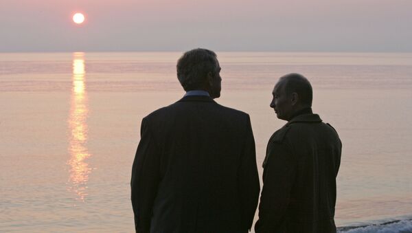 Президенты США и России Джордж Буш и Владимир Путин, архивное фото - Sputnik Lietuva