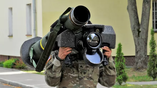 Американский переносной противотанковый ракетный комплекс (ПТРК) Javelin, архивное фото - Sputnik Lietuva