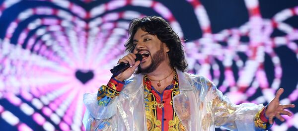 Певец Филипп Киркоров выступает на международном музыкальном фестивале Жара в Баку - Sputnik Литва