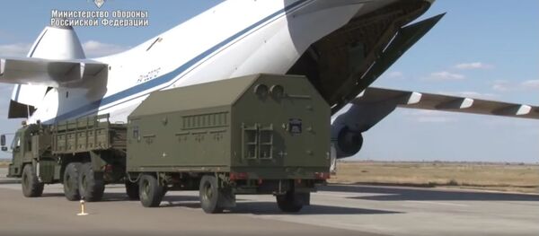 Минобороны опубликовало кадры поставок С-400 в Турцию - Sputnik Литва