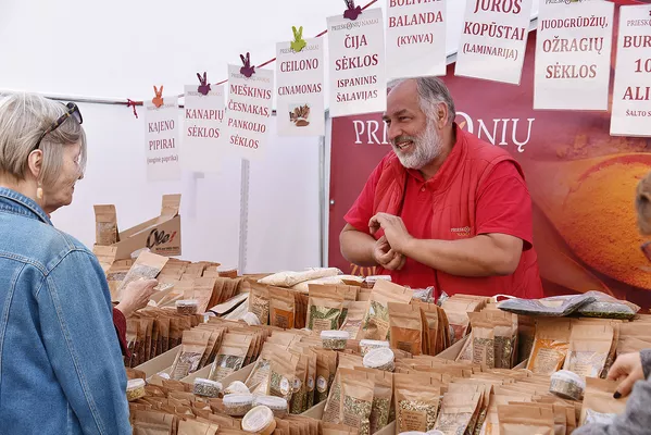 В Вильнюсе прошла традиционная ярмарка народов Tautos Muge 2019 В Вильнюсе прошла традиционная ярмарка народов Tautos Muge 2019 - Sputnik Lietuva