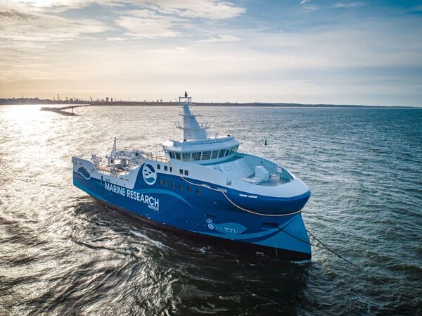 В Литве спустили на воду исследовательское судно для Фарерских островов - Sputnik Литва