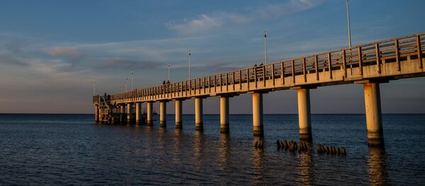 Пирс в Зеленоградске, архивное фото - Sputnik Литва