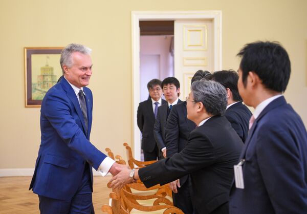Nausėda deda viltis į Japonijos patirtį BRELL ir Rail Baltica srityse Nausėda deda viltis į Japonijos patirtį BRELL ir Rail Baltica srityse - Sputnik Lietuva