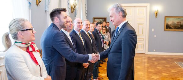 Президент литвы Гитанас Науседа встретился с американской делегацией - Sputnik Литва