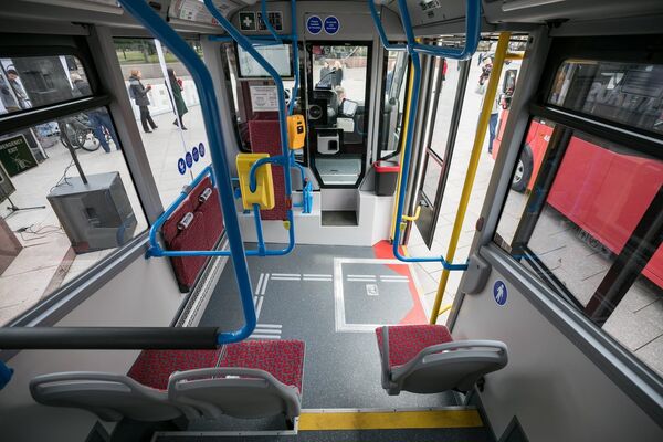 Vilniuje pristatyti pirmieji Lietuvoje elektriniai autobusai Vilniuje pristatyti pirmieji Lietuvoje elektriniai autobusai - Sputnik Lietuva