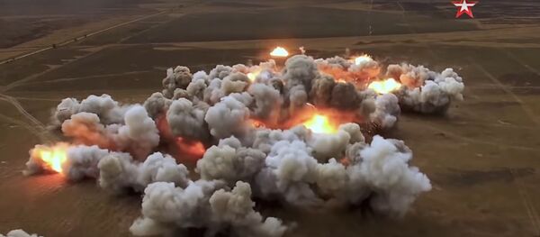 Припечет не по-детски: появилось видео стрельбы из системы Солнцепек - Sputnik Литва