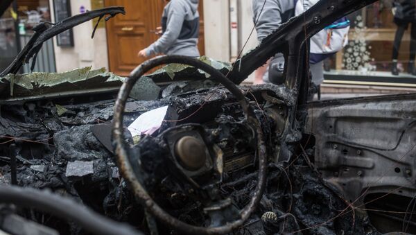 Сгоревший автомобиль, архивное фото - Sputnik Lietuva