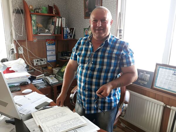 Токайские вина Курильским островам: как венгр Тибор на Итурупе бизнесом занимается - Sputnik Литва