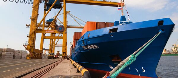 Порт в Санкт-Петербурге, архивное фото Порт в Санкт-Петербурге, архивное фото - Sputnik Литва