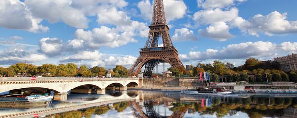 Париж, Эйфелева башня, архивное фото Париж, Эйфелева башня, архивное фото - Sputnik Lietuva