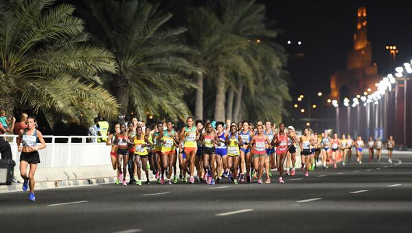 Ночной марафон среди женщин на чемпионате мира по легкой атлетике в Дохе, 2019 - Sputnik Литва