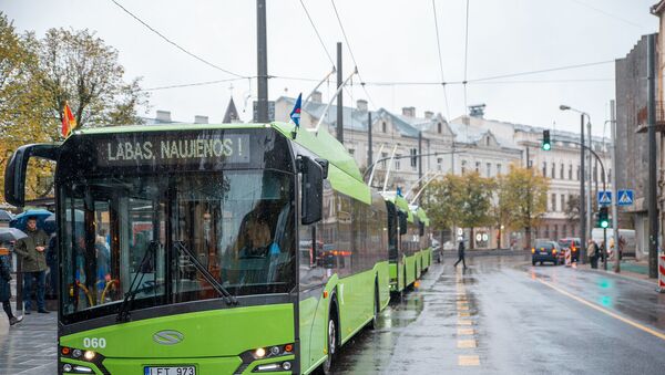 Исторический день в Каунасе: первые новые троллейбусы вышли на улицы - Sputnik Lietuva
