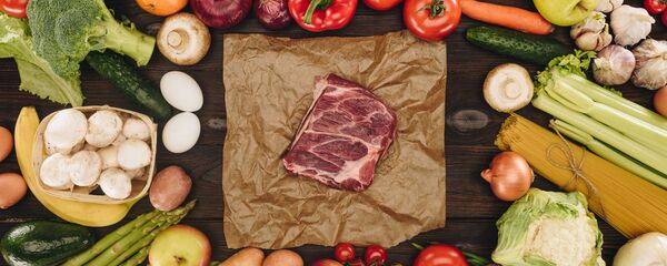 Мясо и овощи, архивное фото Мясо и овощи, архивное фото - Sputnik Lietuva