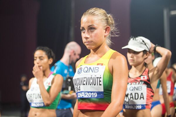 Гуджюс не защитил титул и остался последним в финале на ЧМ-2019 - Sputnik Литва