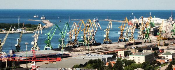 Клайпедский порт, терминал СПГ, архивное фото Клайпедский порт, терминал СПГ, архивное фото - Sputnik Литва