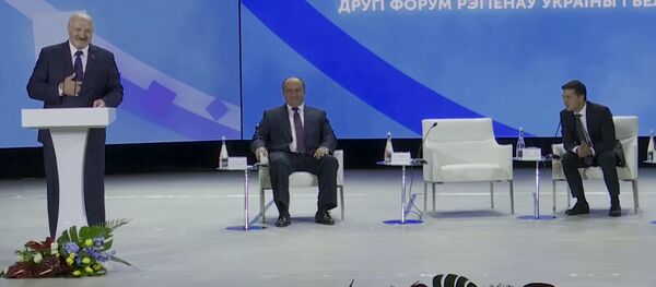 Зеленский напугал Лукашенко на встрече в Житомире - Sputnik Литва