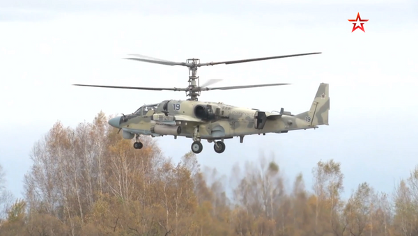 Опубликовано видео боевых стрельб Ка-52 Аллигатор под Хабаровском - Sputnik Литва