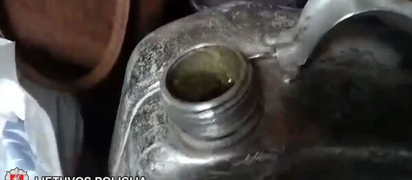 В Шальчининкае обнаружили аппарат для изготовления домашней водки - Sputnik Литва