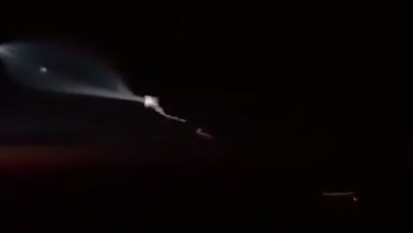 Видео: баллистическая ракета Trident, замеченная из кабины мексиканского авиалайнера - Sputnik Lietuva