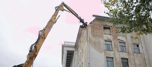 Снос здания Дворца профсоюзов в Вильнюсе Снос здания Дворца профсоюзов в Вильнюсе - Sputnik Lietuva