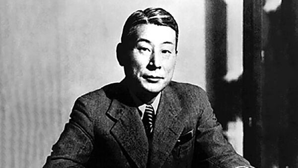 Тиунэ Сугихара японский дипломат, архивное фото - Sputnik Литва