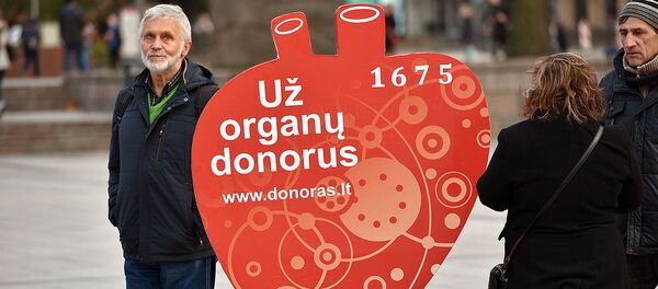 В Вильнюсе отметили Всемирный день донорства и трансплантации органов - Sputnik Литва