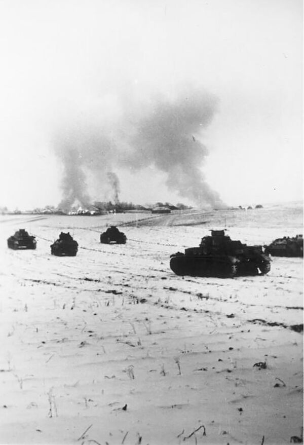 Vermachto prakeiksmas. Kaip sovietų karininkas sudegino penkiasdešimt vokiečių tankų Vermachto prakeiksmas. Kaip sovietų karininkas sudegino penkiasdešimt vokiečių tankų - Sputnik Lietuva
